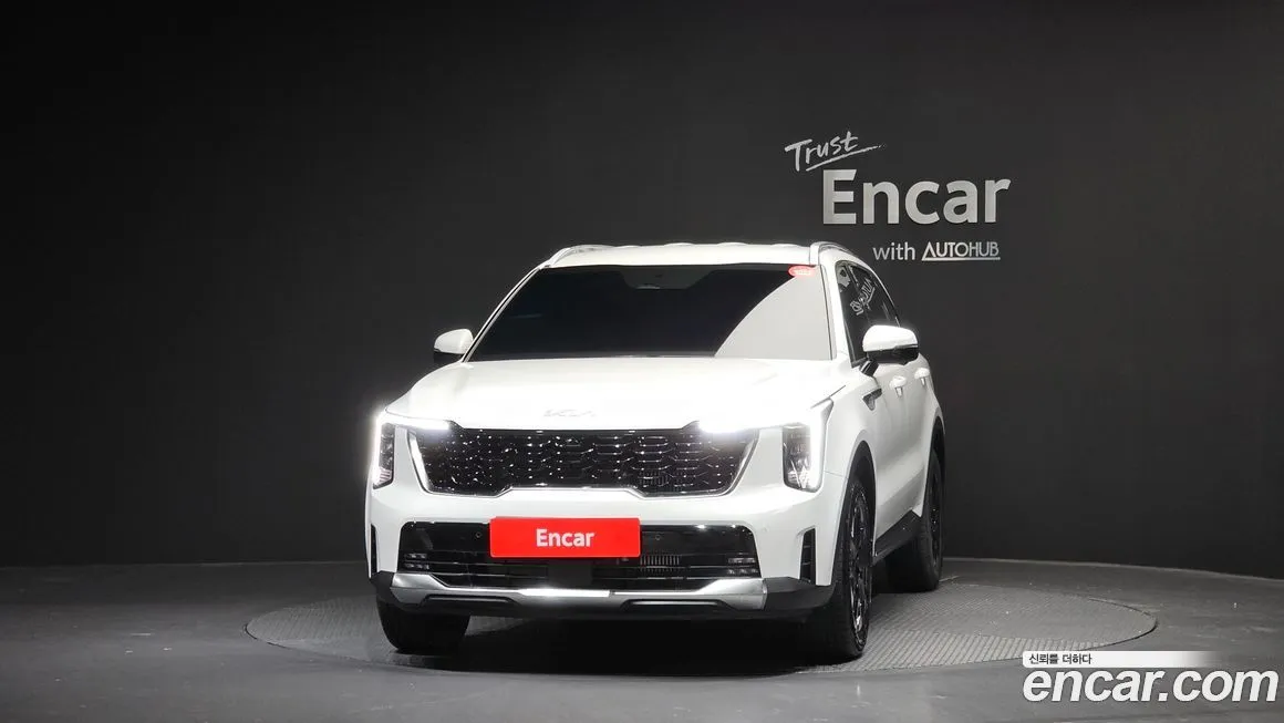 Kia Sorento — фото 9