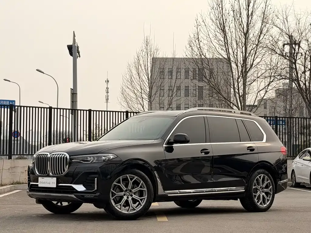 BMW X7 2023 из CN, фото 1
