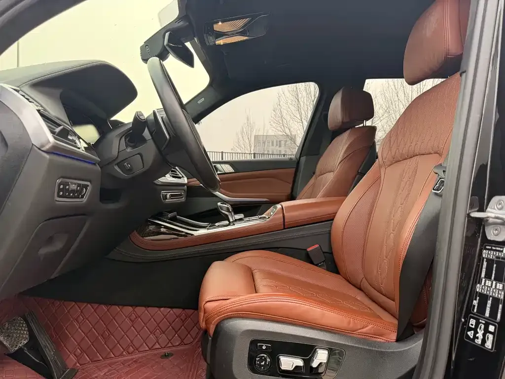 BMW X7 2023 из CN, фото 9