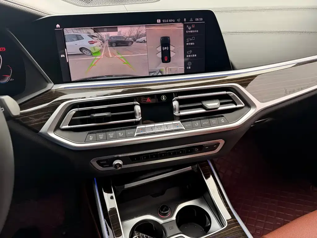 BMW X7 2023 из CN, фото 6