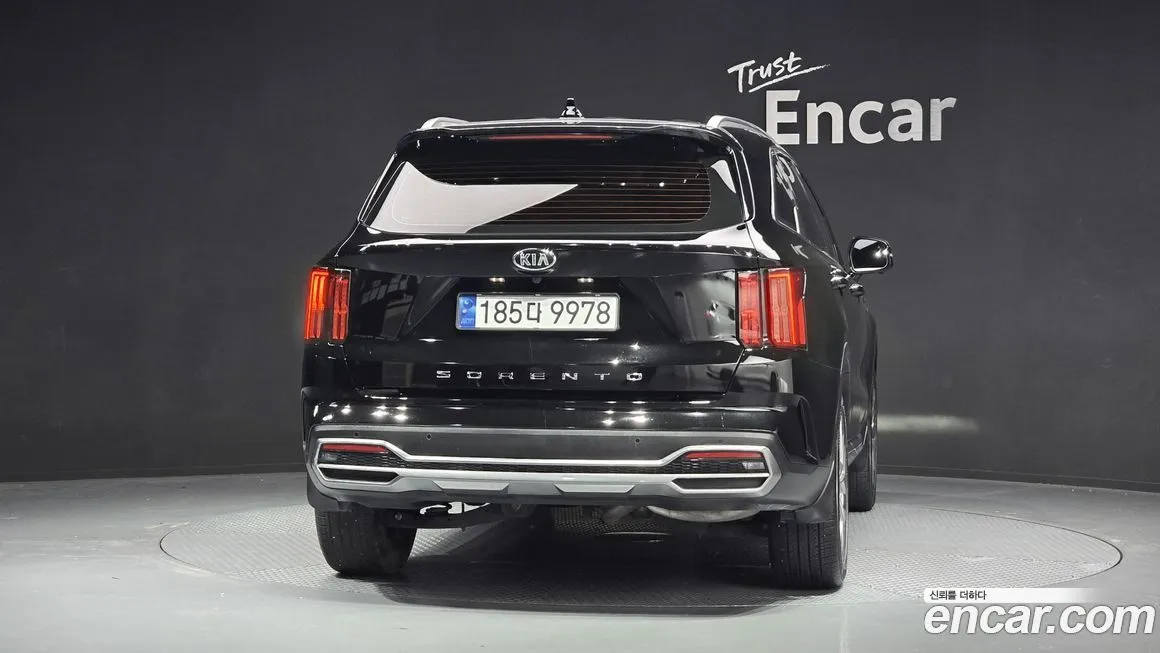 Kia Sorento — фото 3
