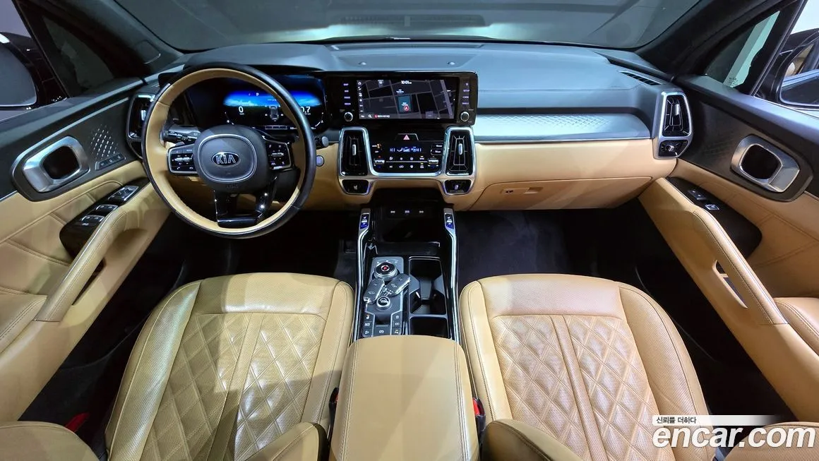 Kia Sorento — фото 10