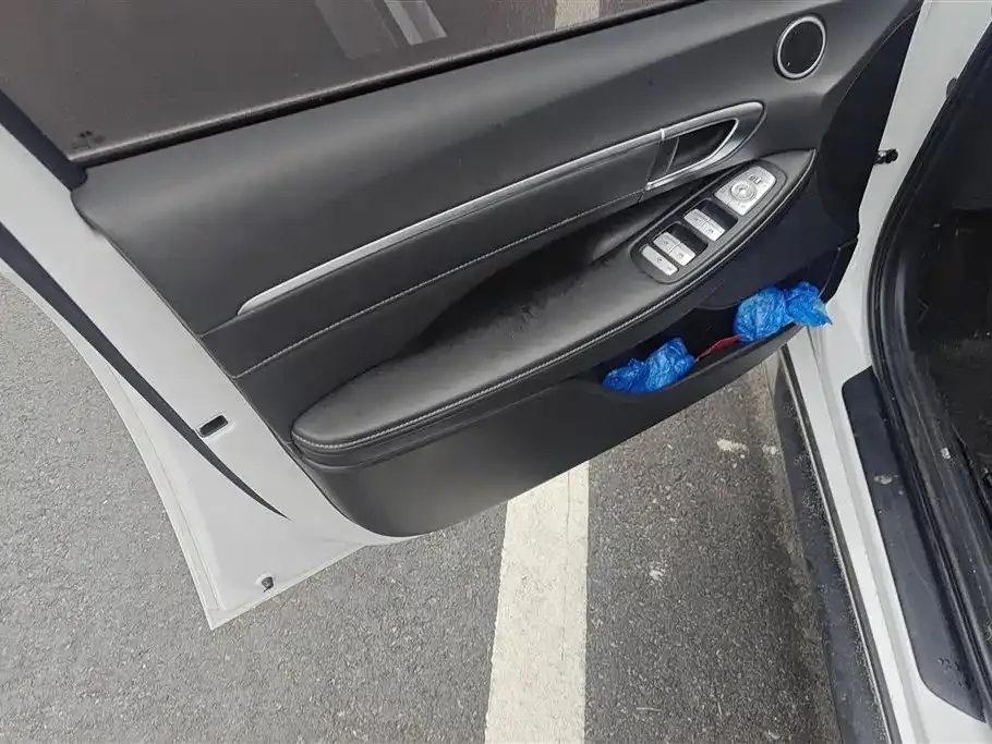 Hyundai Sonata 2022 из CN, фото 8