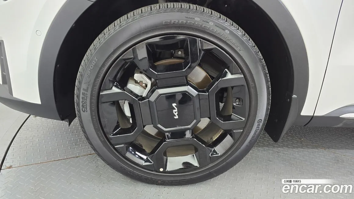 Kia Sorento — фото 7