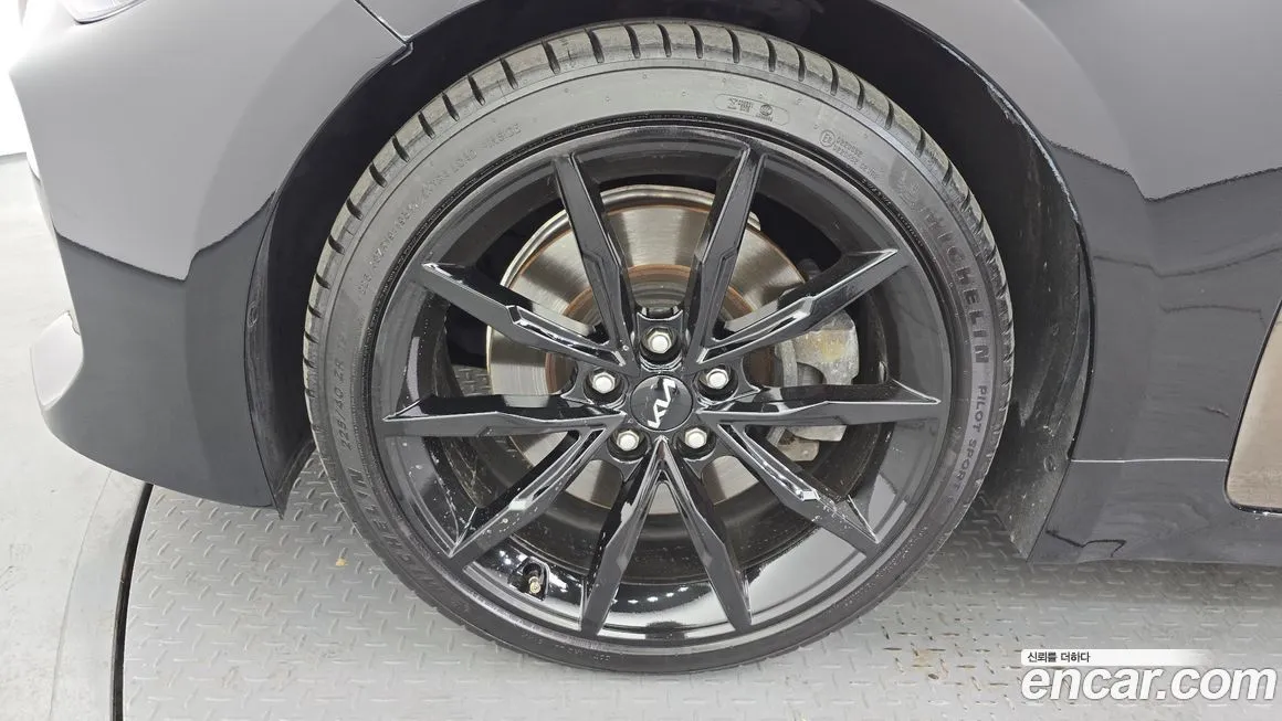 Kia Stinger 2023 из KR, фото 9