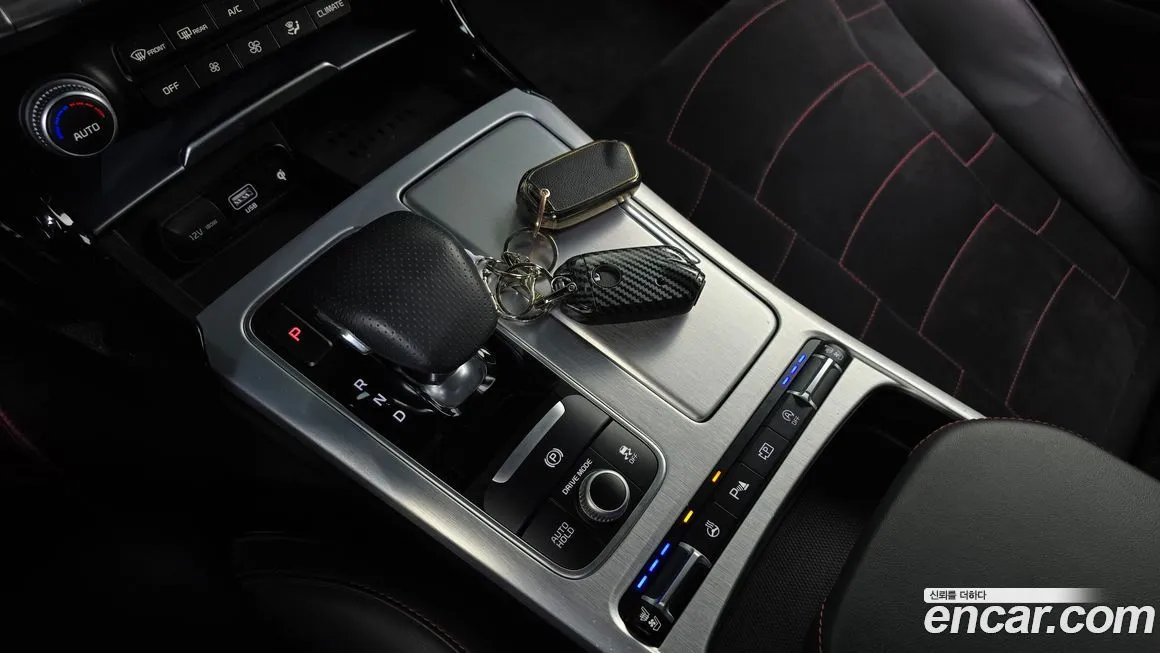 Kia Stinger 2023 из KR, фото 8