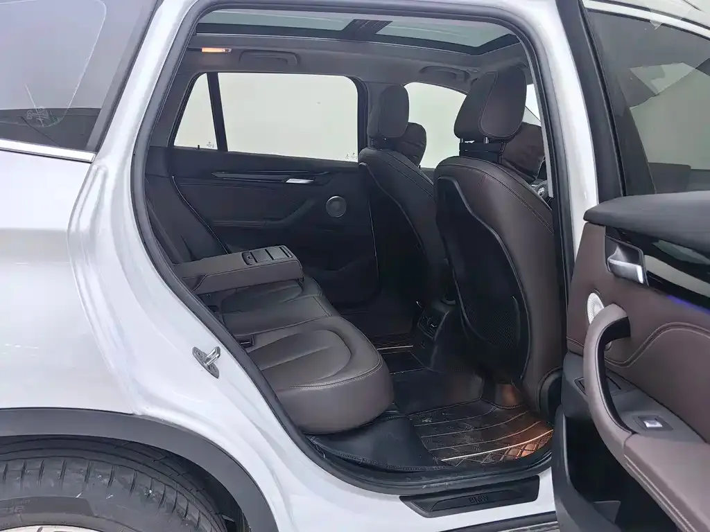 BMW X1 2022 из CN, фото 7