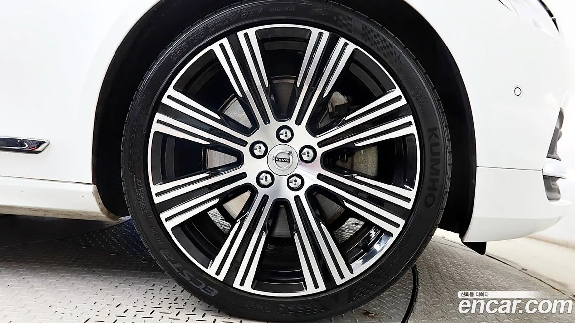 Volvo S90 — фото 4