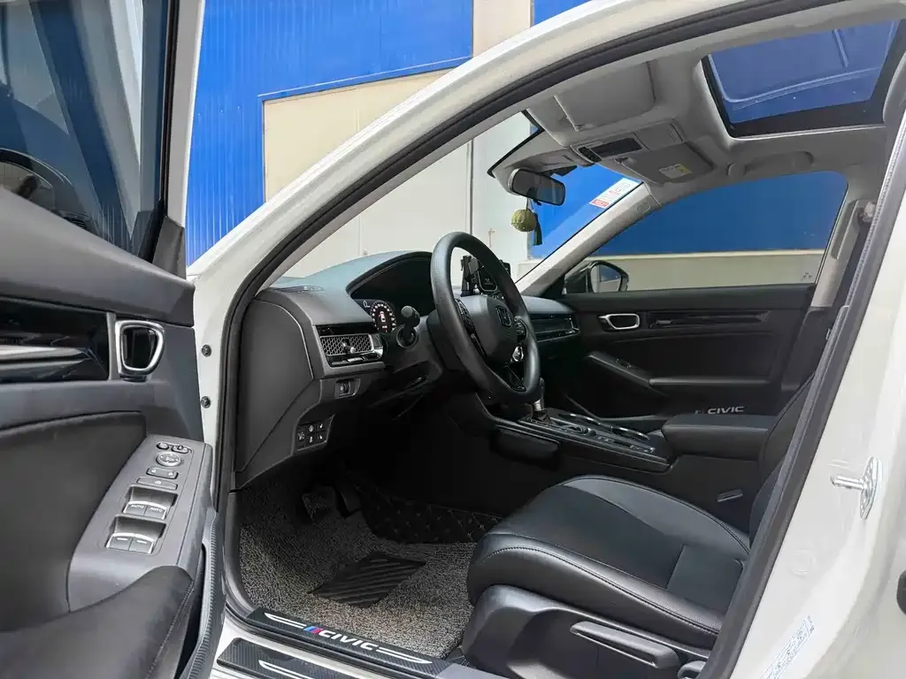 Honda Civic — фото 5