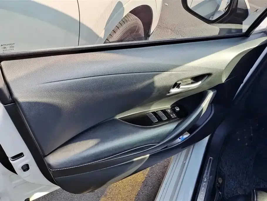 Toyota Allion — фото 10
