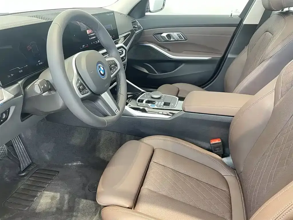 BMW i3 2025 из CN, фото 9