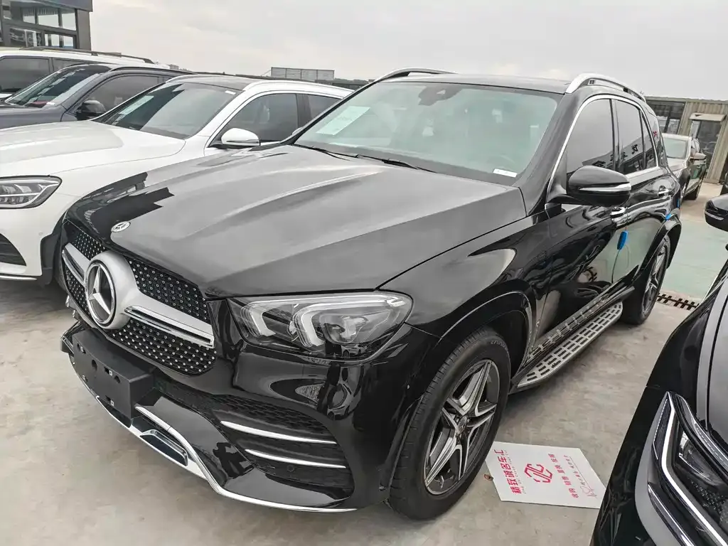 Mercedes-Benz GLE — фото 1