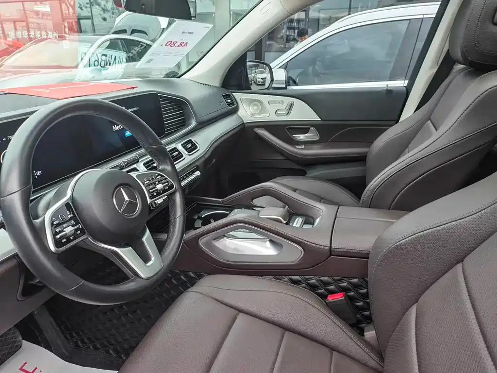 Mercedes-Benz GLE — фото 9