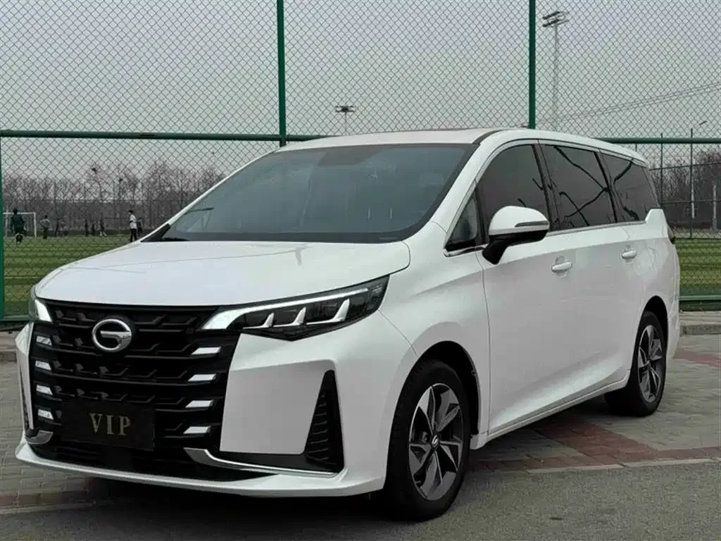 GAC Motor Trumpchi M6 — фото 1