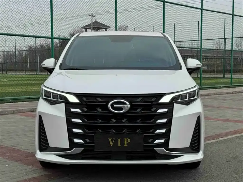 GAC Motor Trumpchi M6 — фото 9