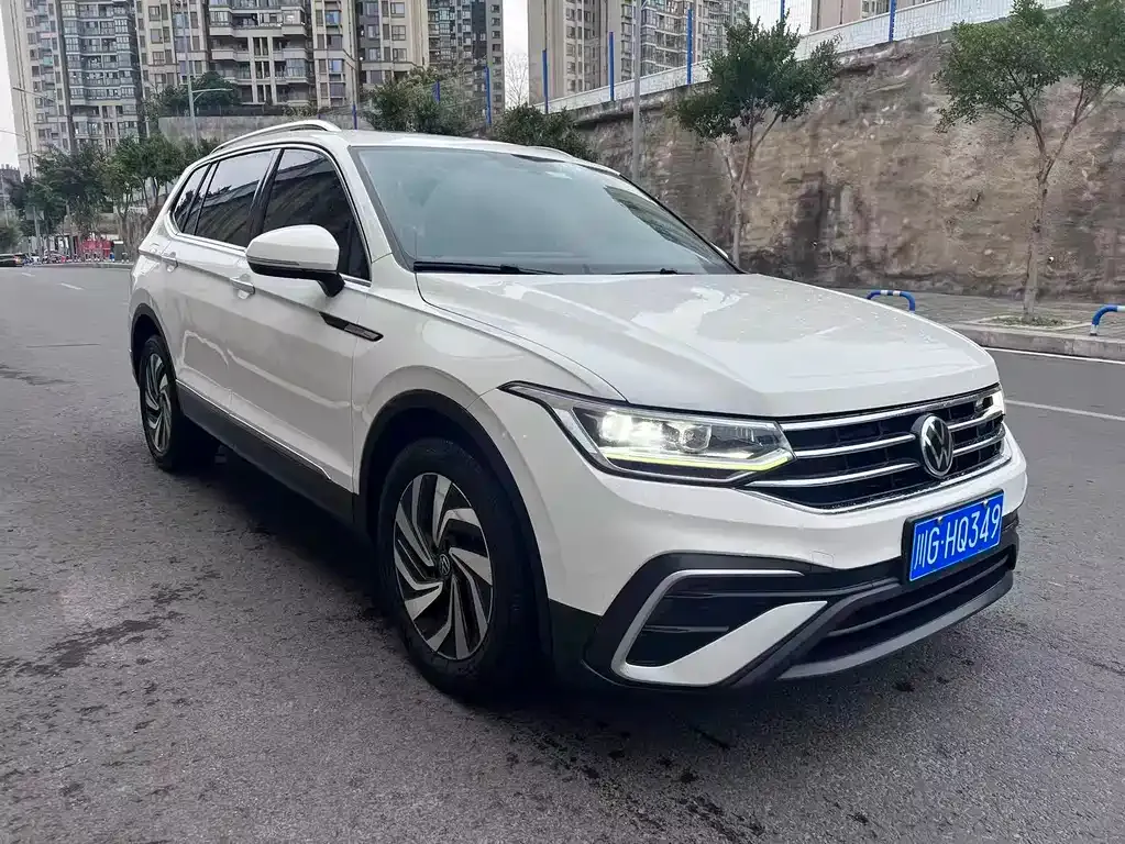 Volkswagen Tiguan L 2022 из CN, фото 7
