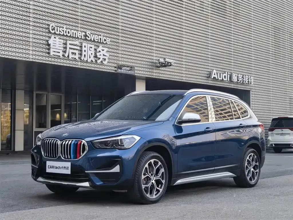 BMW X1 — фото 1