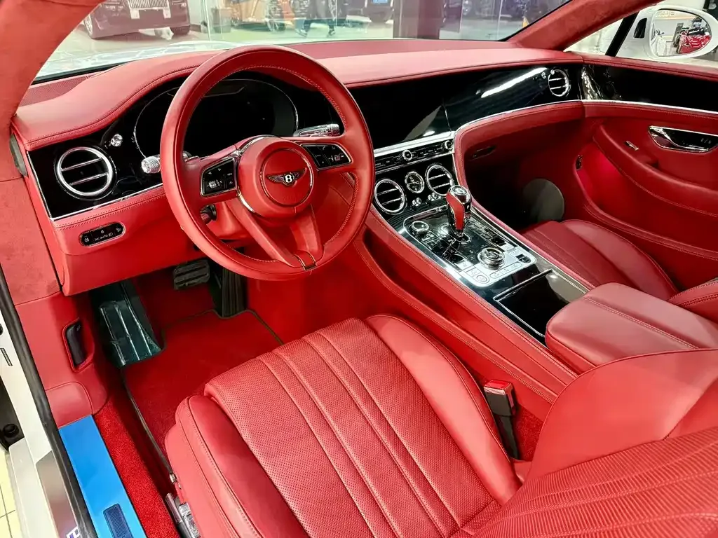 Bentley Continental 2023 из CN, фото 8