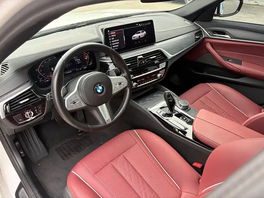 BMW 5 Series — фото 5