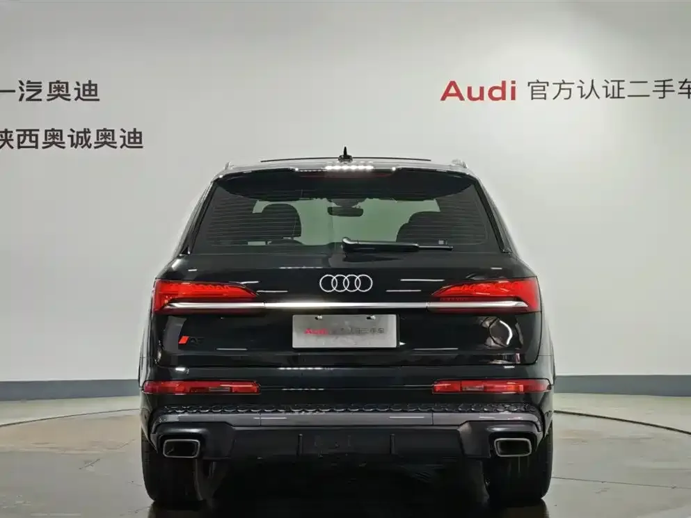 Audi Q7 — фото 4