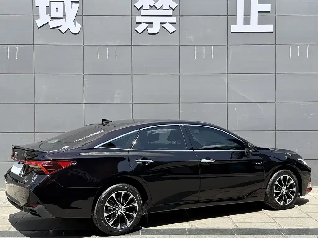 Toyota Avalon 2022 из CN, фото 7