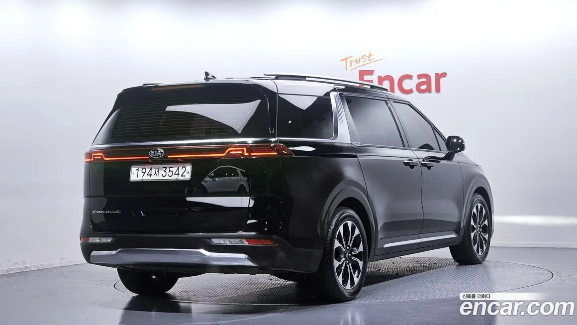 Kia Carnival 2021 из KR, фото 2