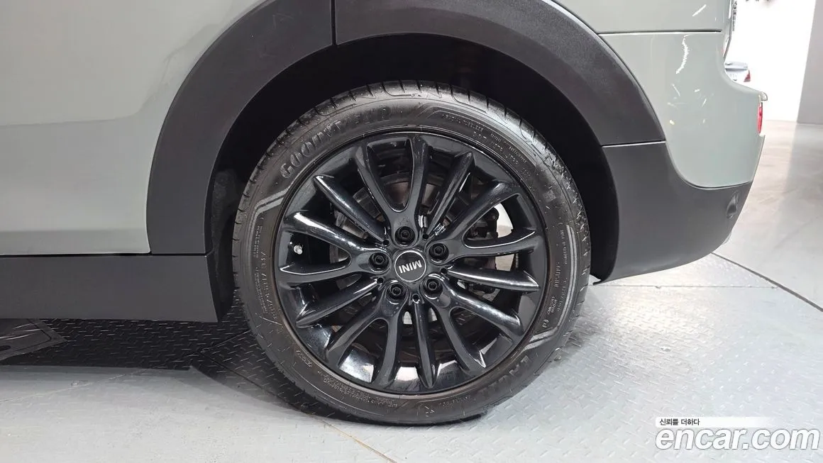 Mini Clubman 2023 из KR, фото 4