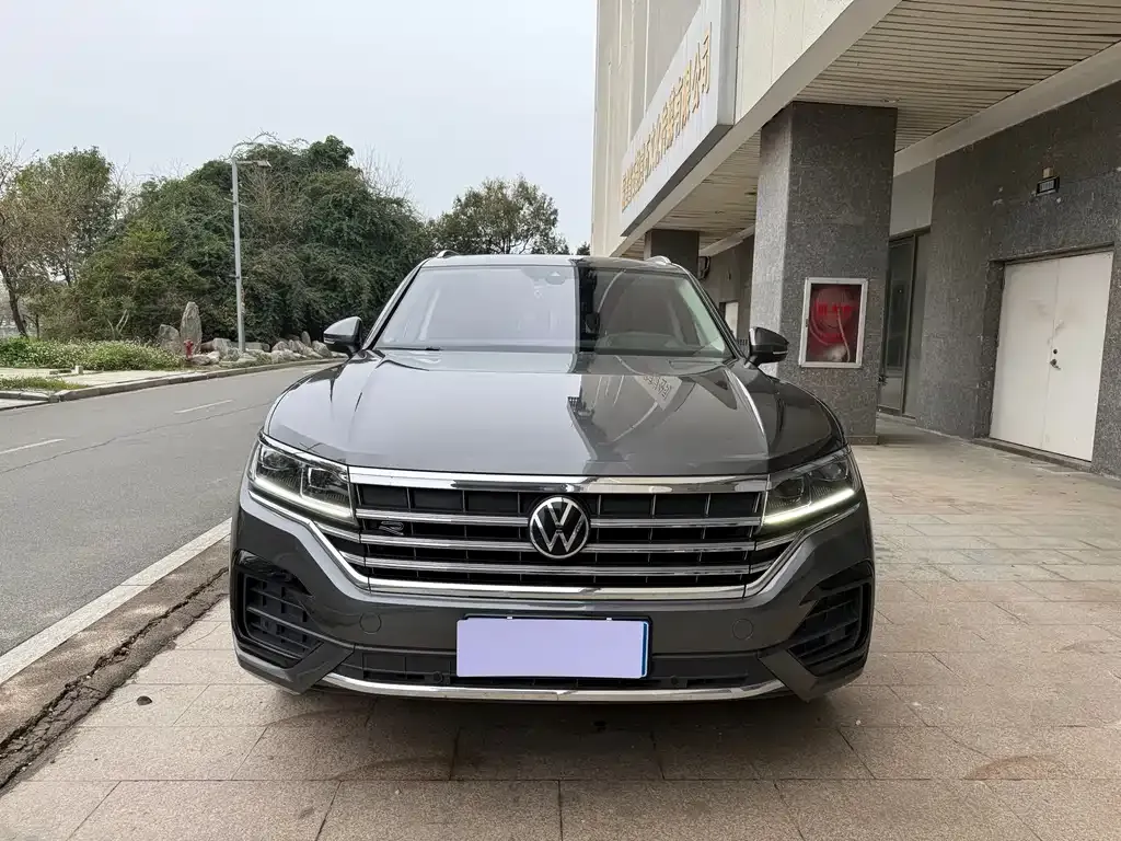 Volkswagen Touareg 2022 из CN, фото 6