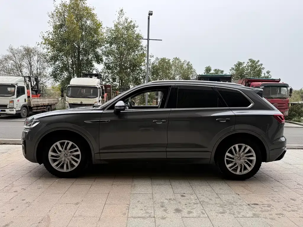 Volkswagen Touareg 2022 из CN, фото 7