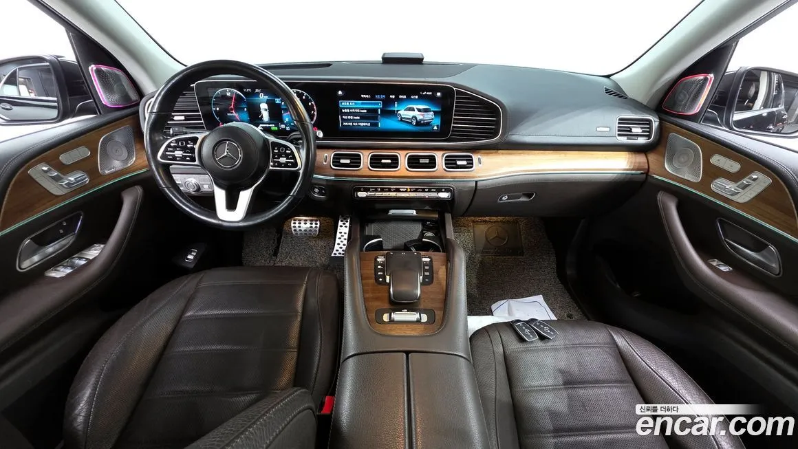 Mercedes-Benz GLE-Class — фото 6