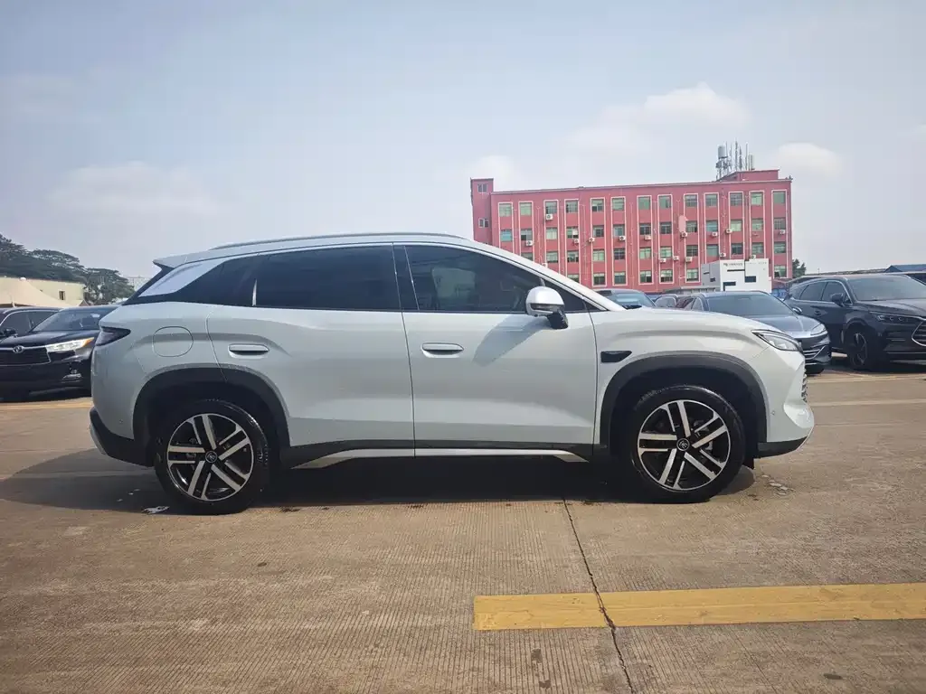 BYD L DM-i 2025 из CN, фото 8