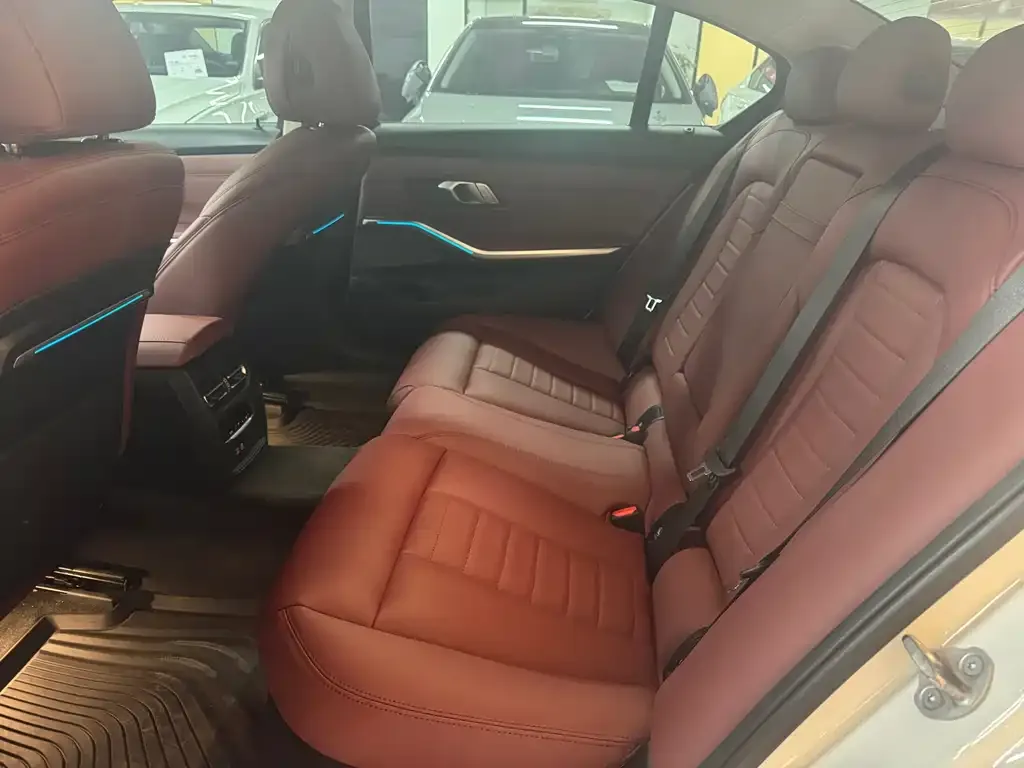 BMW 3 Series — фото 10