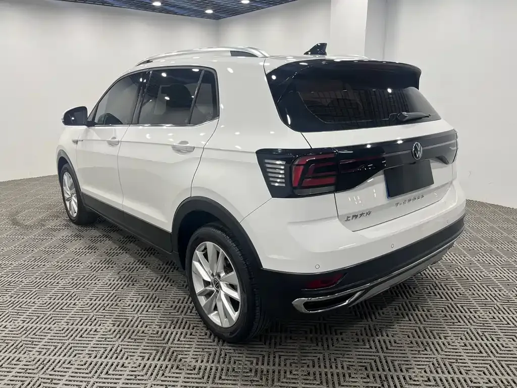 Volkswagen T-Cross — фото 6