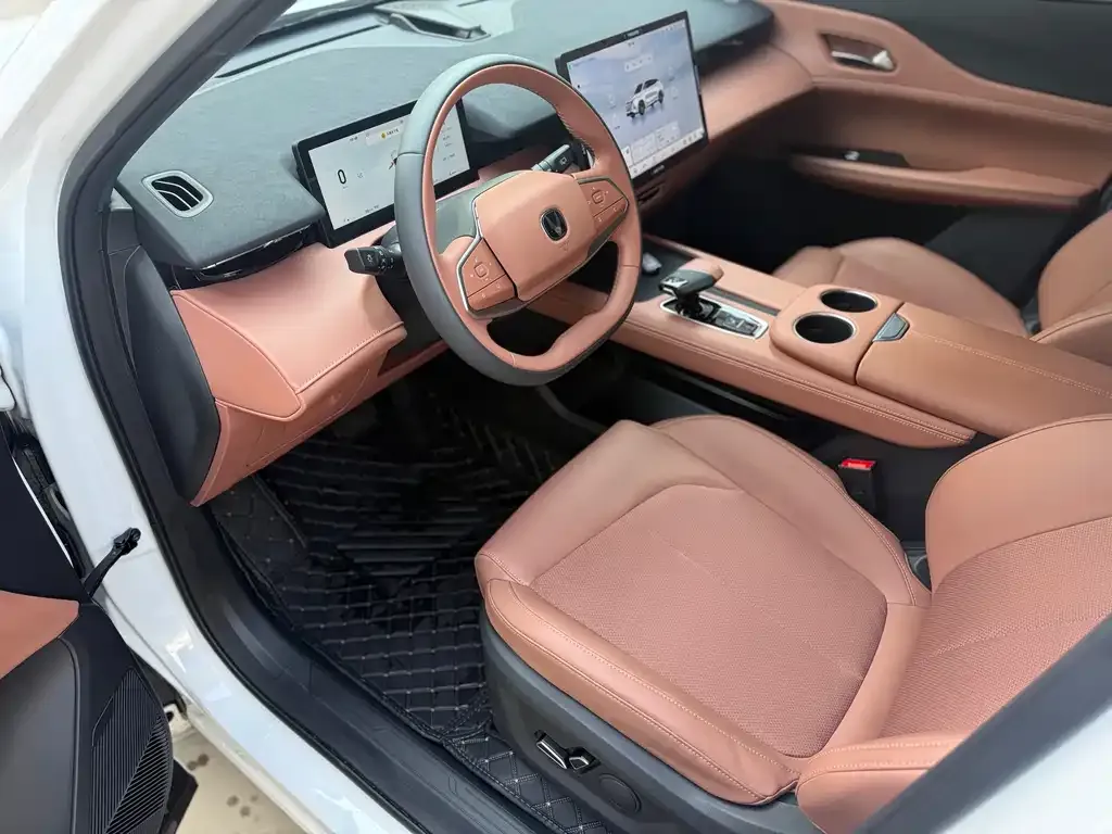 Changan UNI-Z 2024 из CN, фото 8