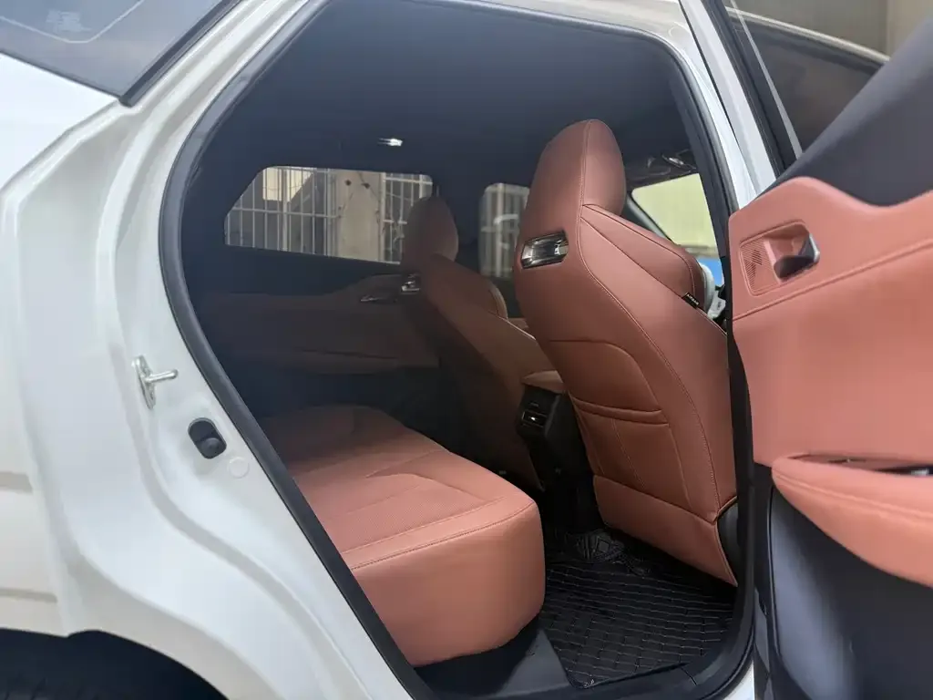 Changan UNI-Z 2024 из CN, фото 5