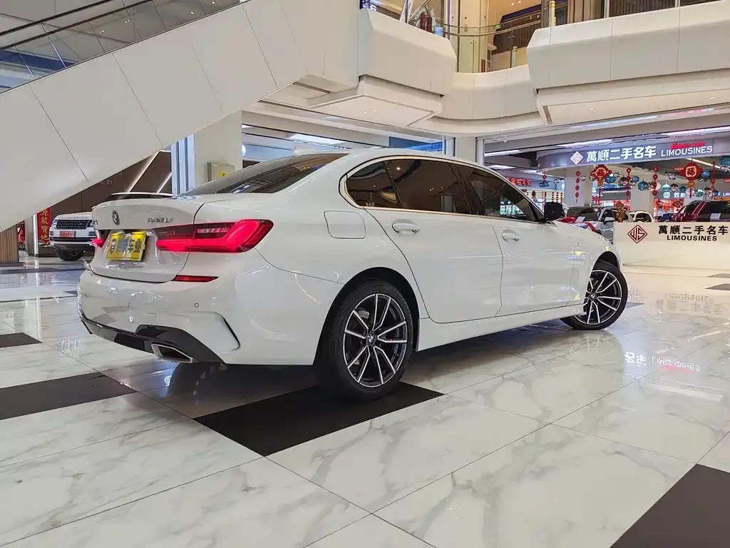 BMW 3 Series 2022 из CN, фото 10