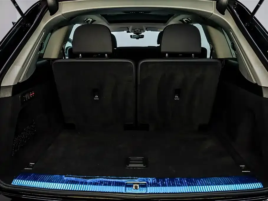Audi Q7 2023 из CN, фото 3
