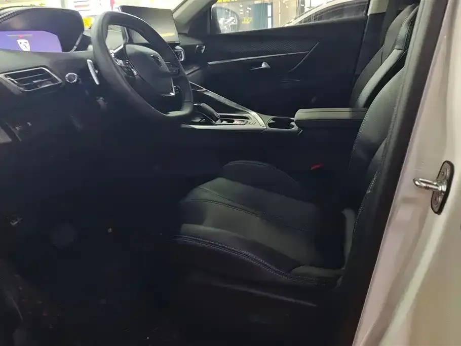 Peugeot 5008 2024 из CN, фото 7