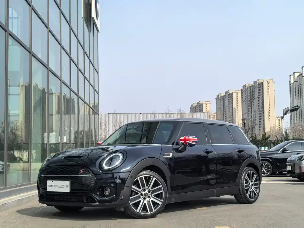 MINI Clubman — фото 10