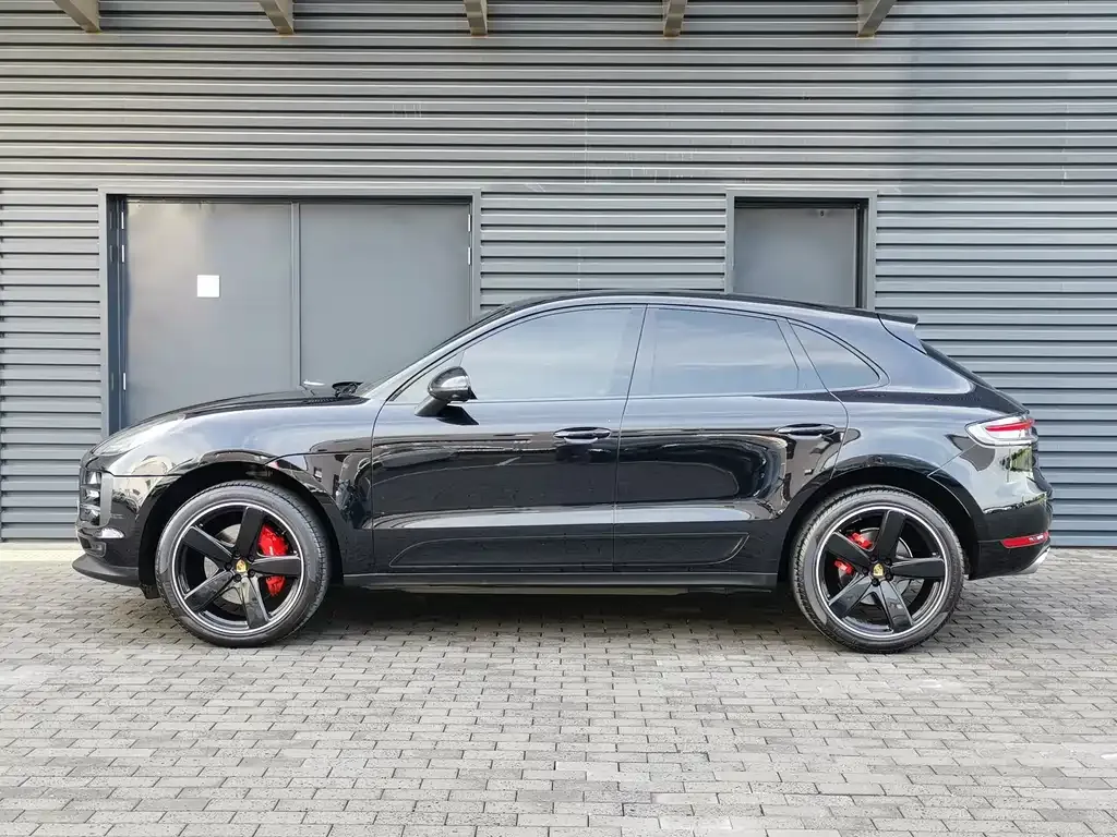 Porsche Macan — фото 9