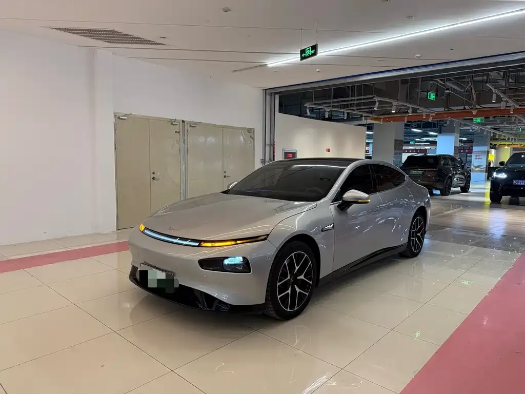 XPeng P7