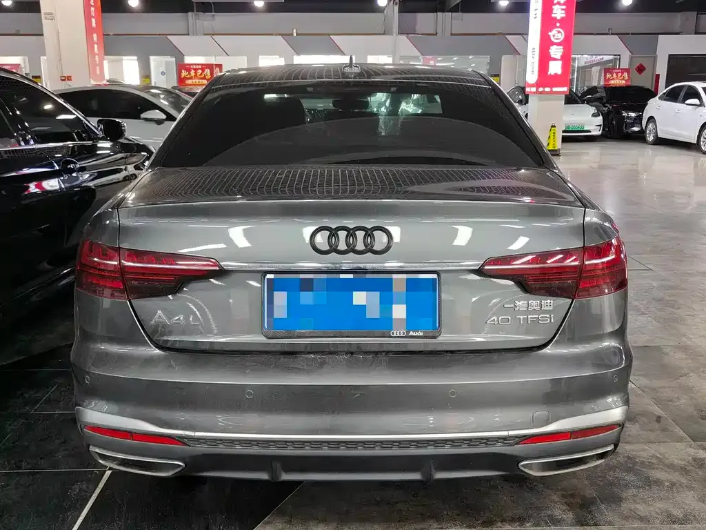 Audi A4L 2022 из CN, фото 6