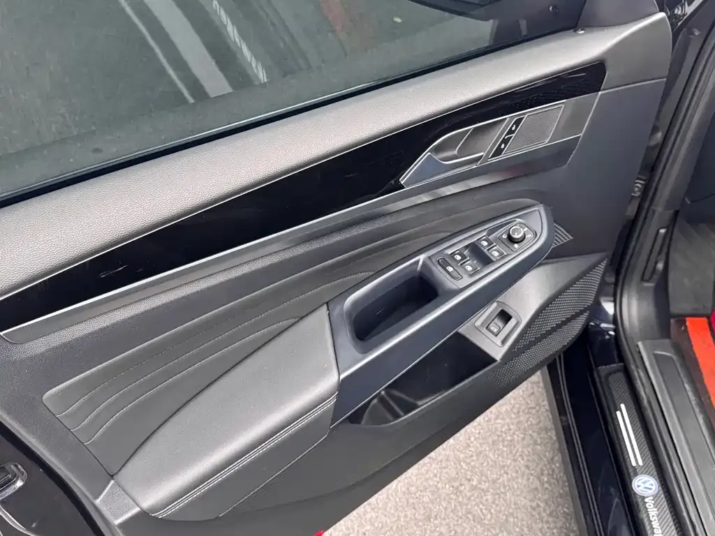 Volkswagen Passat — фото 7