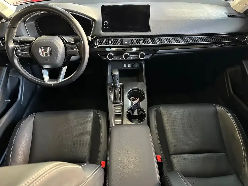 Honda Civic — фото 10