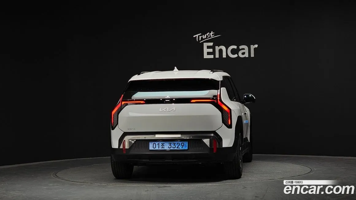 Kia EV3 — фото 4