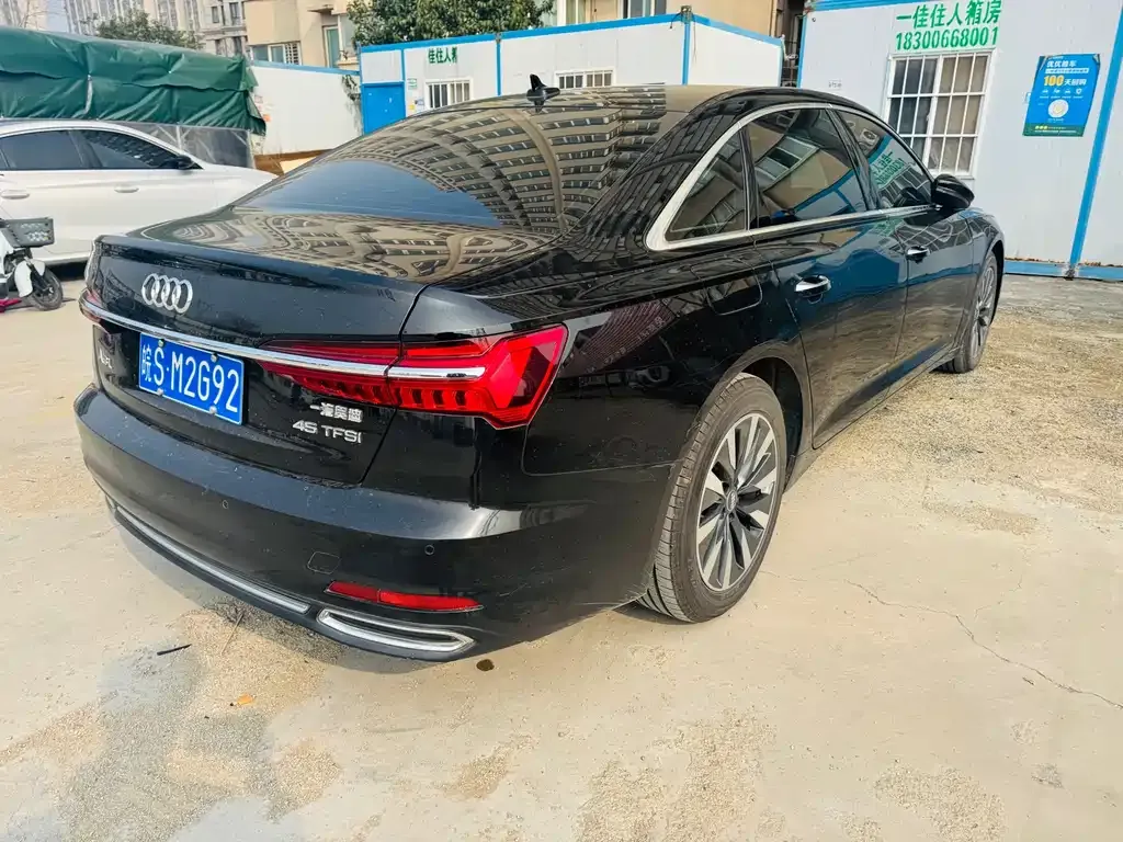 Audi A6L 2021 из CN, фото 9