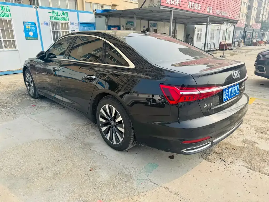 Audi A6L 2021 из CN, фото 4