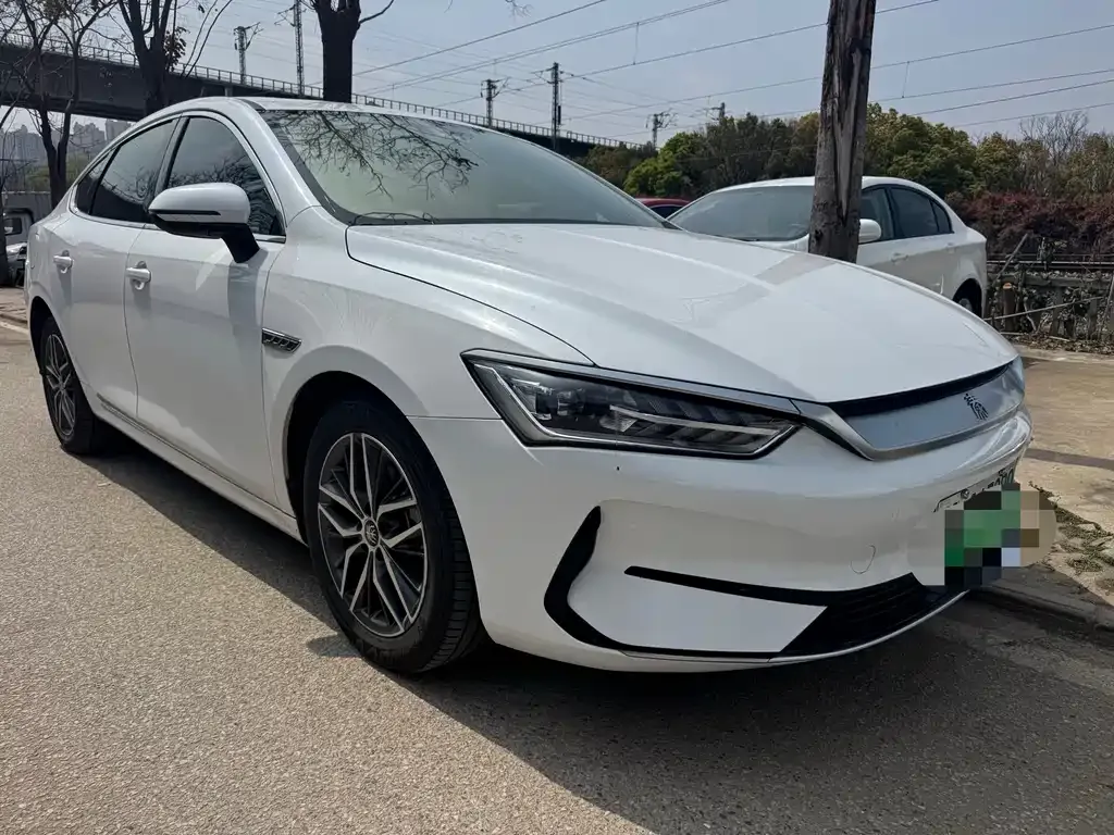 BYD Qin PLUS — фото 8