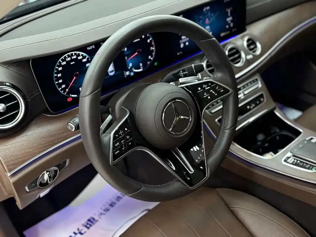 Mercedes-Benz E-Class 2023 из CN, фото 8