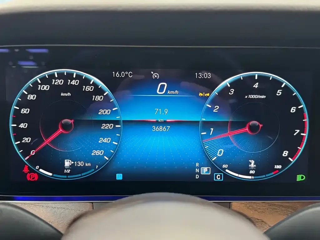 Mercedes-Benz E-Class 2023 из CN, фото 7